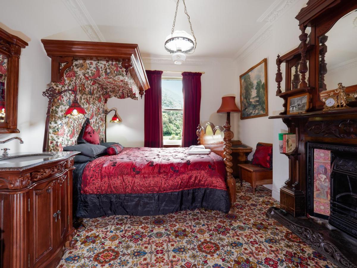 Otira Stagecoach Hotel Eksteriør billede